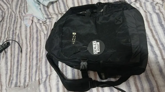 Vendo mochila preta 