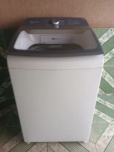 Máquina de lavar roupa Brastemp de 12 kilos