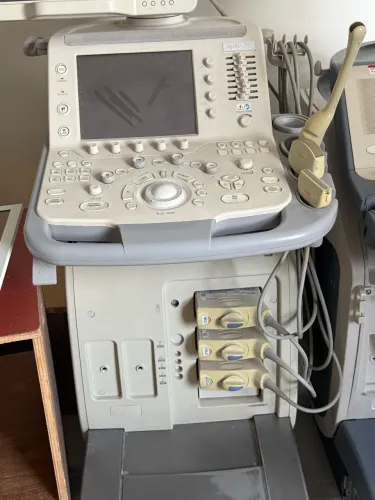 equipamento de ultrassom Toshiba Aplio 300