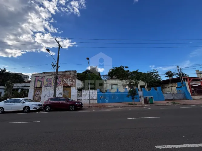 Terreno Comercial no Centro