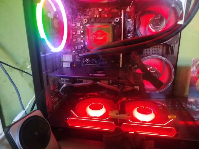 Vendo placa de vídeo rx580 8g preta exercente top