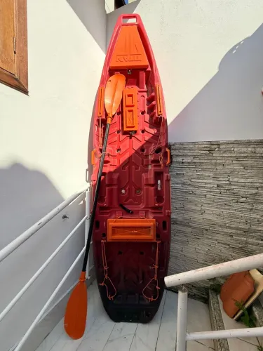 Caiaque Titan Ares - Vermelho e Preto