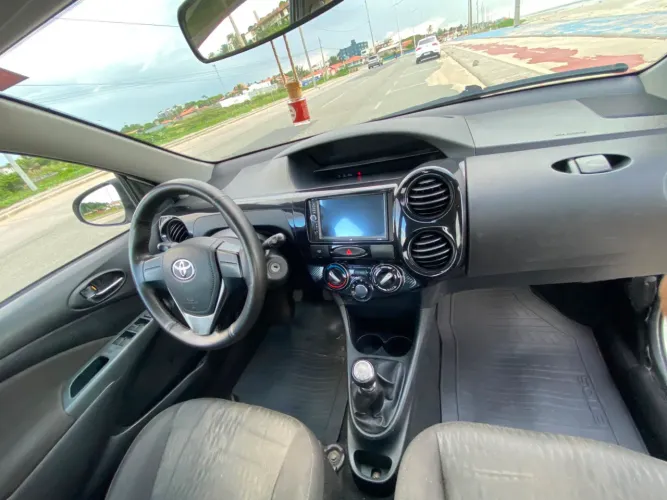 Toyota Etios X 1.3 Flex 16V 5P Mec. 2018