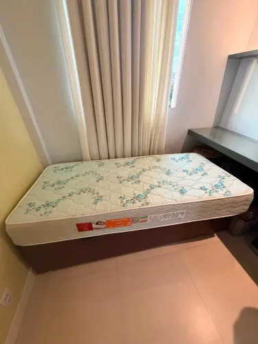 Cama baú e colchão de solteiro