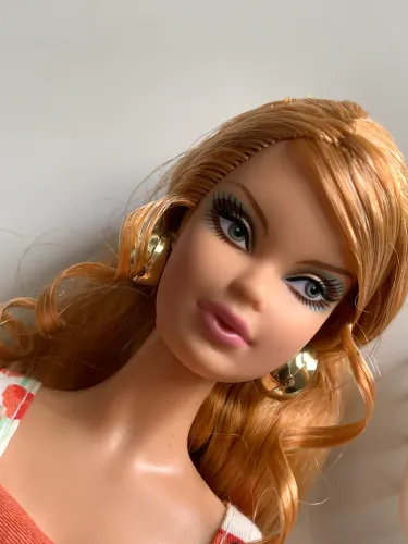 barbie RESERVADA DIA 29 collector top model resort summer