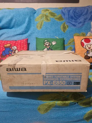 Toca discos aiwa ( "novo" na caixa)