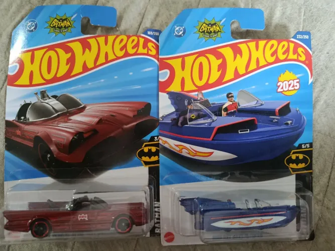 Carrinhos Hot Wheels Batman