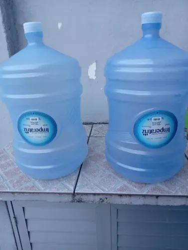 Galoes de agua de 20 lts Imperatriz