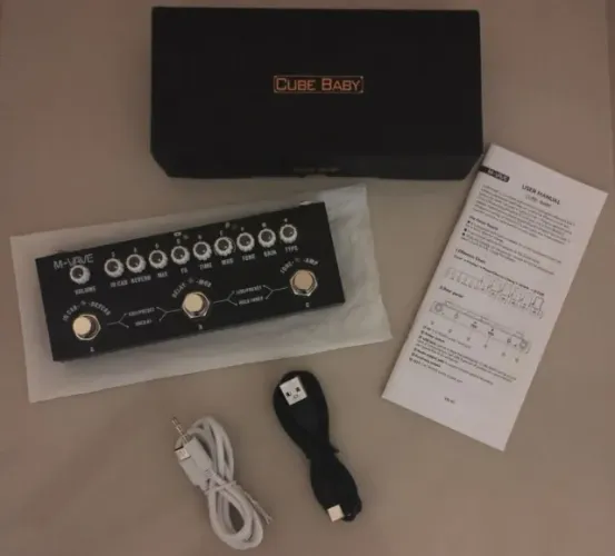 Pedaleira para guitarra CubeBaby