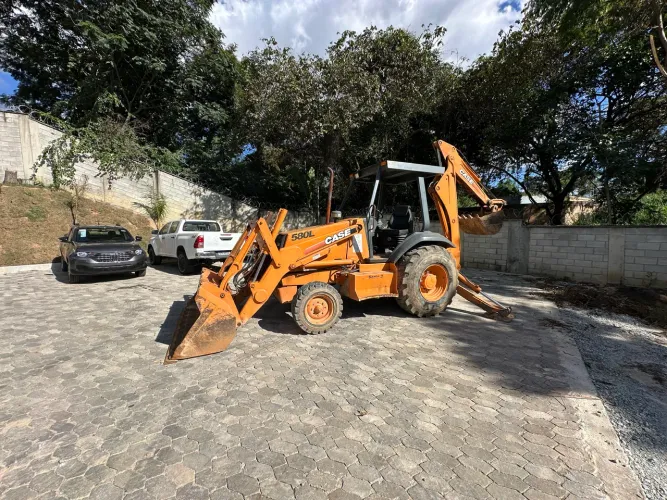Retroescavadeira Case 580L 1999 