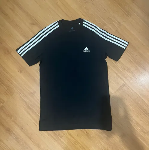 camiseta adidas original