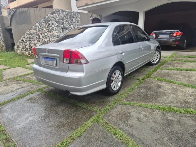 Honda Civic Sedan LXL 1.7 16V 130cv AUT 4P 2005