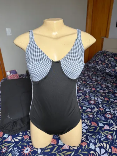 Maiô usado moda praia GG vintage 