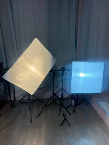 kit Iluminação para Estúdio - 2 Softboxes + Tripés + Girafa