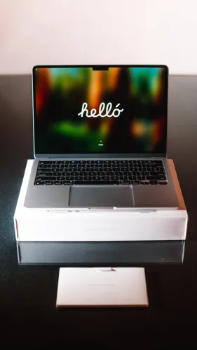 Macbook Air M2 / 16GB RAM - 2022 / 58 ciclos