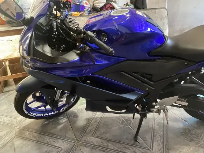 Yamaha R3 ABS 2023/2024 Unico dono com 5.500 km rodados