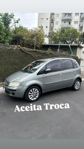 Fiat Idea ELX 1.4 MPI Fire Flex 8V 5P 2009