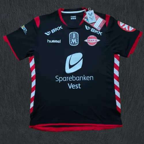 Camisa SK Brann titular Hummel 2012 - Tamanho 2XL | Nova na etiqueta