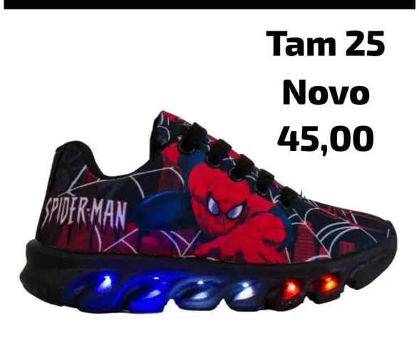 Tênis infantil menino homem-aranha com LED novo sem uso tamanho 25