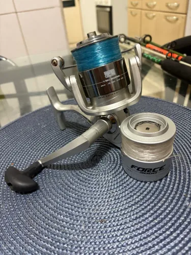 Molinete MARINE SPORTS ,FORCE 3.000 c/6 rolamentos 