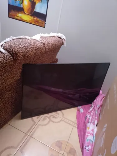 Vendo tv com defeito semp TCL 55 polegadas