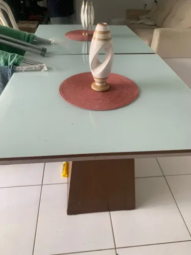 Mesa de vidro 4 lugares