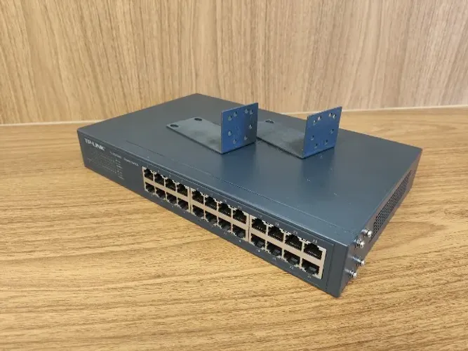 Switch Gigabit TP-Link TL-SG1024D 24 Portas