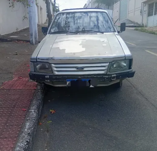Ford Pampa L 1.8i / 1.8 1995