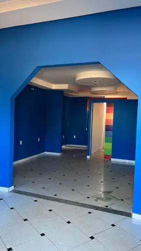 ALUGA-SE SALA COMERCIAL NA 104 SUL