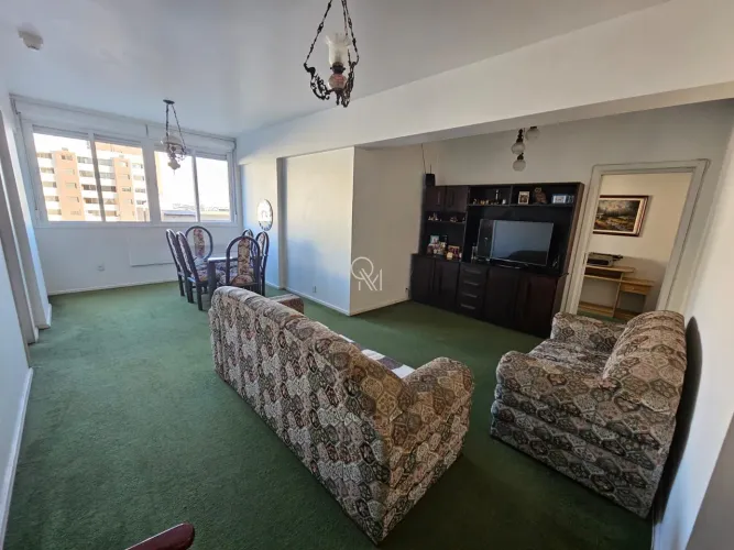 Apartamento com 2 quartos no Centro de Caxias do Sul