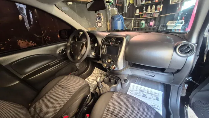 Nissan March SV 1.0 12V Flex 5P 2017