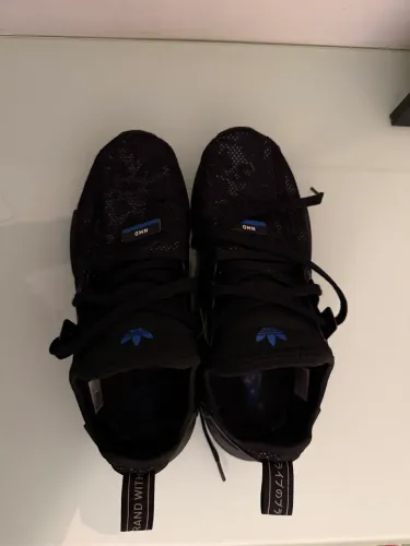 Tênis Adidas NMD R1