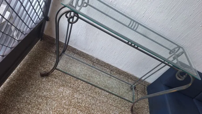 APARADOR base em ferro