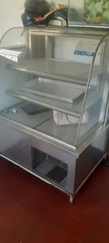 Vendo esta vitrine expositor inox