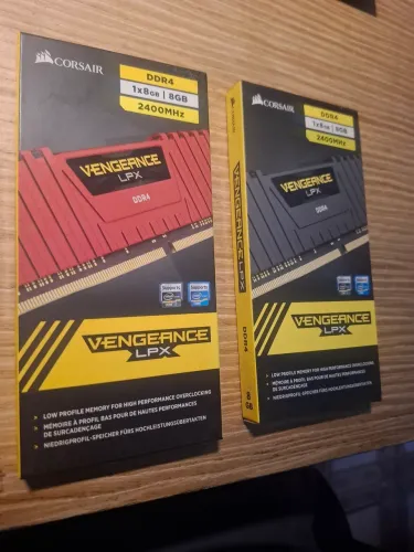 Kit Memórias 2x 8gb(16gb) Corsair Vengeance LPX 2400mhz