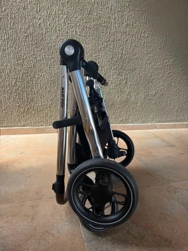 Carrinho de bebê Maxi Cosi