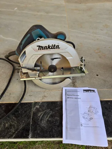 VENDO SERRA CIRCULAR MAKITA HS7010