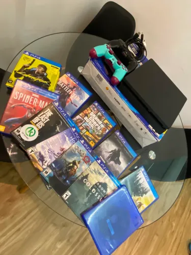 PlayStation 4 Slim 1 TB - Desbloqueado