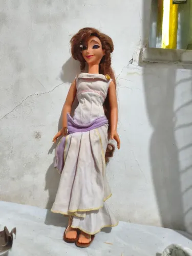 Boneca Megara edição colecionador 