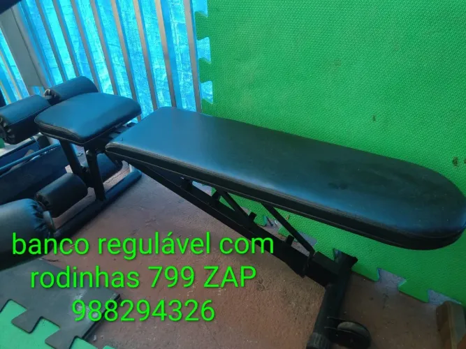 Aparelho de musculação 