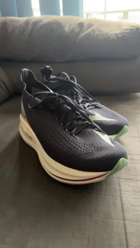 Mizuno Neo Vista 2 tamanho 41 / EU 42,5 / US 9,5