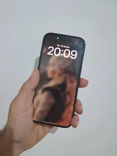 iPhone 16 Pro 256GB - Excelente Estado 