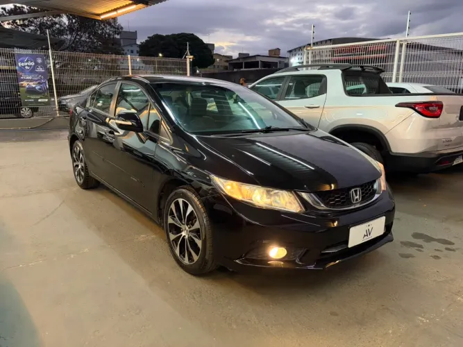 Honda Civic Sedan LXR 2.0 Flexone 16V Aut. 4P 2015