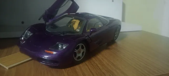 McLaren F1 1:18