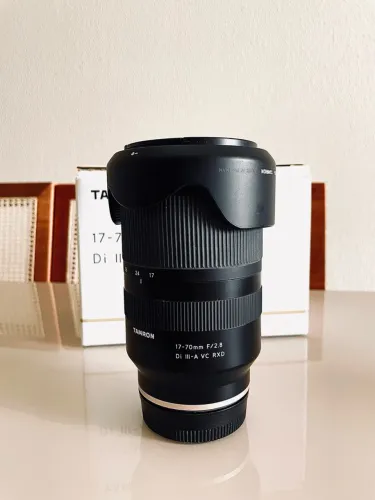 Tamron 17-70mm f/2.8 - Sony