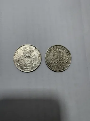 Duas moedas de Prata Brasil 2.000 Réis Ano de 1913