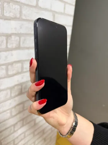 Iphone 15 Pro Max (seminovo - Bateria 90%)