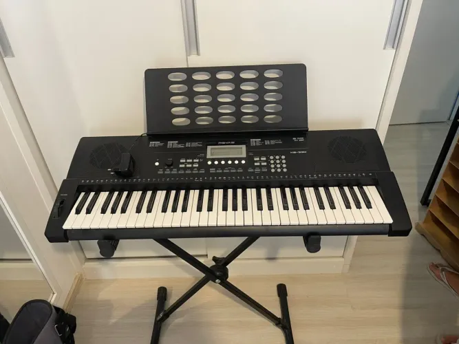 Teclado Roland Revas - 61 Teclas Kb330 + suporte