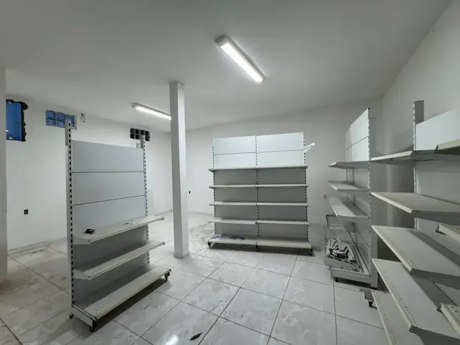 CASA + PONTO COMERCIAL NA CHACARA BRASIL, ACEITO CARRO, APARTAMENTO, FAZENDA, ANALISO PROP