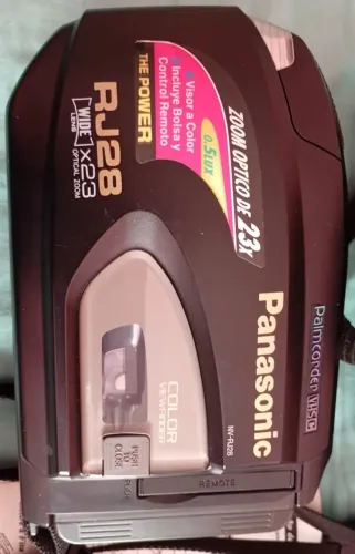 Filmadora VHS retrô Panasonic RJ28 com mochila,controle,manual e NF 1999
